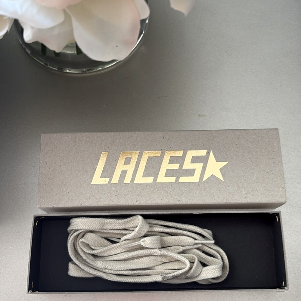 GOLDEN GOOSE shoelaces brand new
